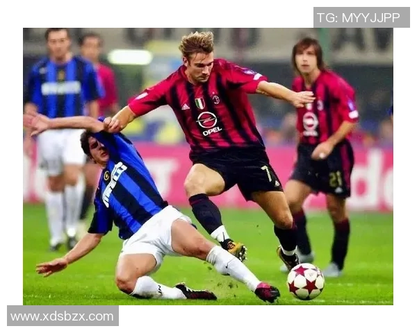 世界足坛大中锋足球明星盘点与他们的辉煌成就分析